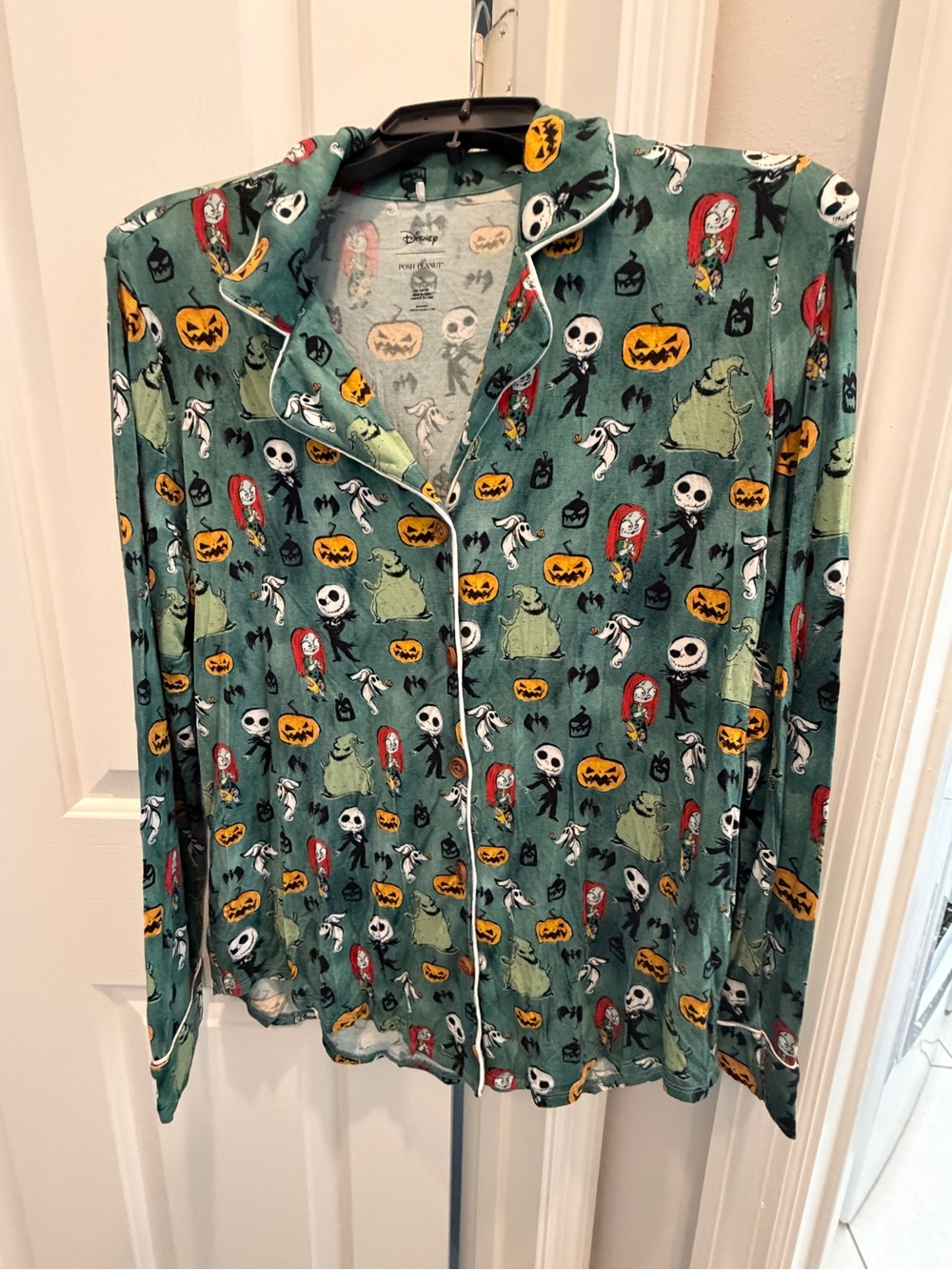 Posh Peanut Disney Nightmare Before Christmas Women’s Pajama Set Size Medium - Picture 3 of 9